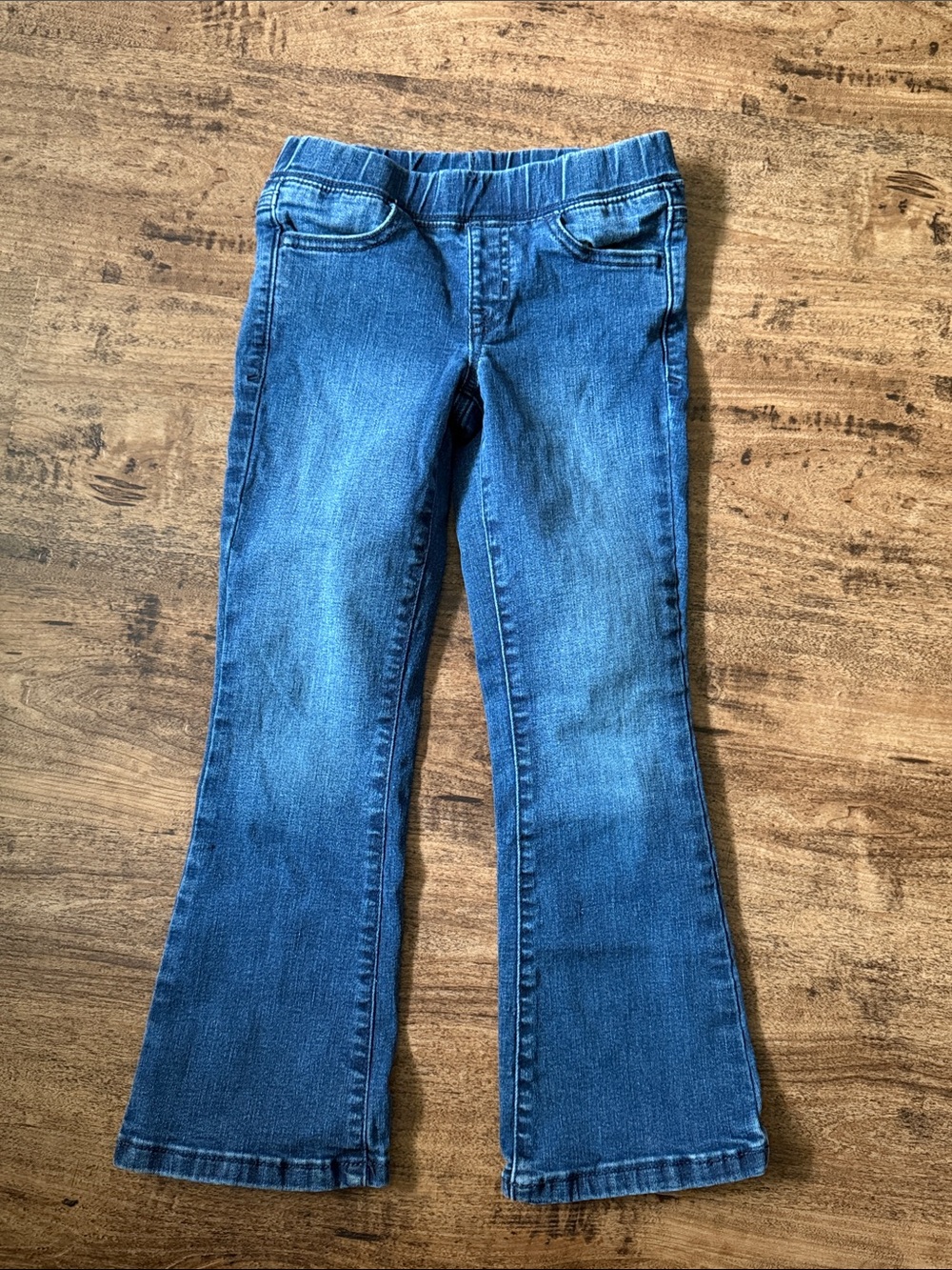 Kidโs Flare Jeans - girls size 6 pull on